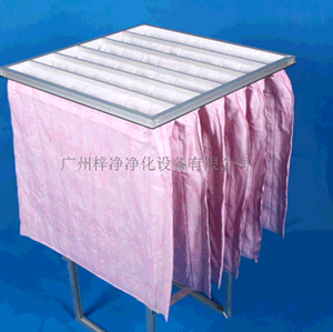 中效袋式過濾器被廣泛應(yīng)用于中央空調(diào)通風(fēng)系統(tǒng)、制藥、醫(yī)院、電子、食品等工業(yè)凈化空調(diào)中。